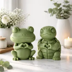 Kawaii Frog Heart Hands Decorative Candle
